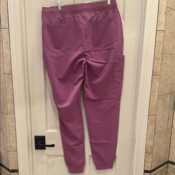 Mandala Jogger Scrubs - Picture 5 of 6